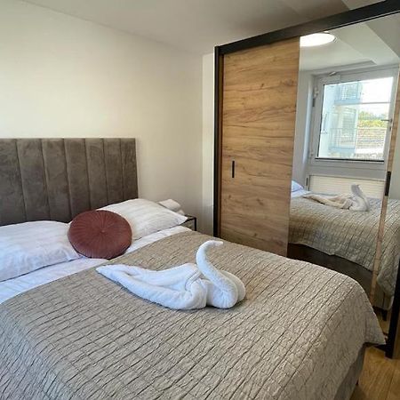 Apartamenty Bella Mare Рови Екстер'єр фото